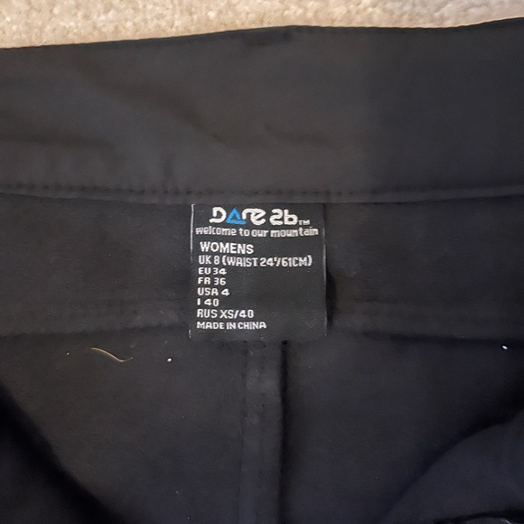 Women’s mid layer ski pants - Like New! - Size 4 - Picture 3 of 8